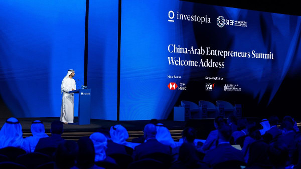 Chinese Companies Flourish in UAE Markets Chinese Companies Flourish in UAE Markets