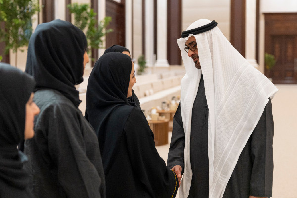 UAE President Receives Lebanon Campaign Delegation