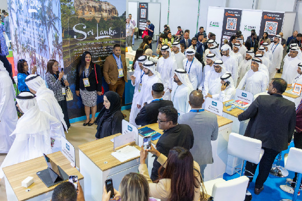 Hamdan bin Mohammed Visits Arabian Travel Market 2025