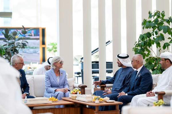 UAE and Australia Discuss Bilateral Relations