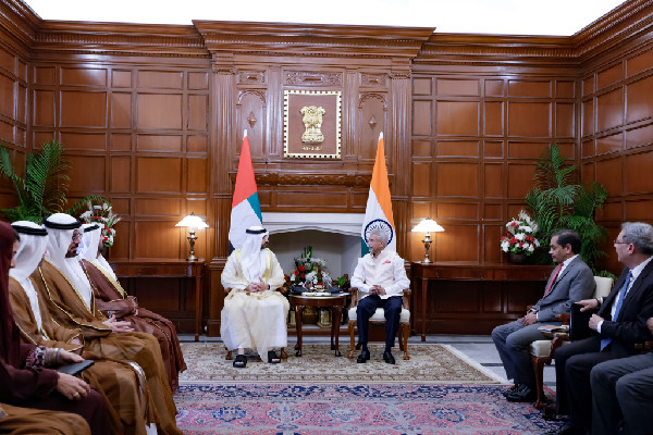 Hamdan bin Mohammed Meets Indian External Affairs Minister