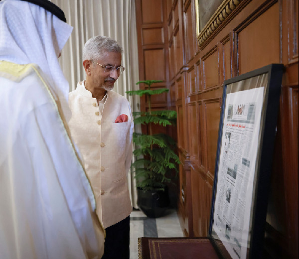 Hamdan bin Mohammed Meets Indian External Affairs Minister