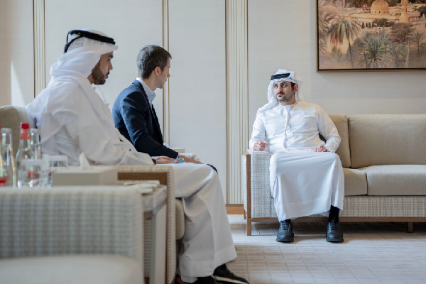 Maktoum bin Mohammed Meets Crypto.com CEO