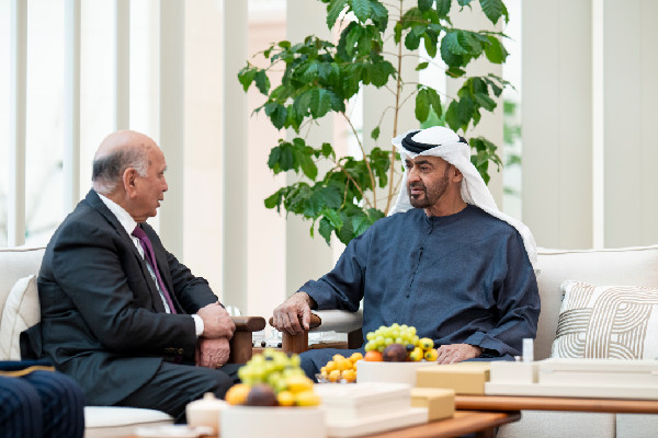 UAE President Meets Iraqi Foreign Minister