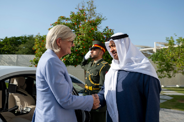 UAE and Australia Discuss Bilateral Relations