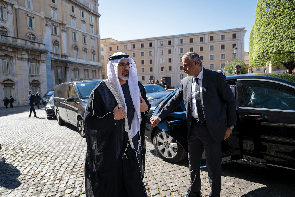 Abu Dhabi Crown Prince at Pope Francis' Funeral