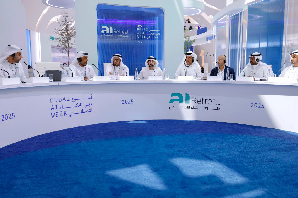 Hamdan bin Mohammed at Dubai AI Retreat