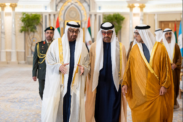 UAE President Welcomes New Ambassadors