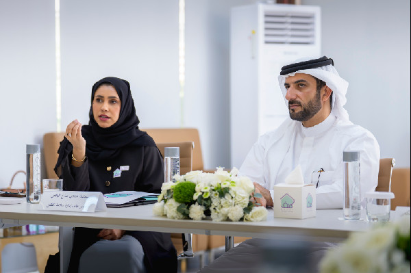Sultan bin Ahmed Visits Kanaf Centre in Sharjah