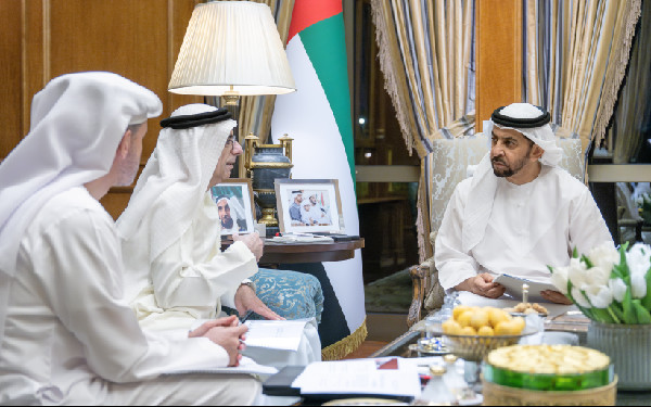 Hamdan bin Zayed Meets Abu Dhabi Endowments Authority