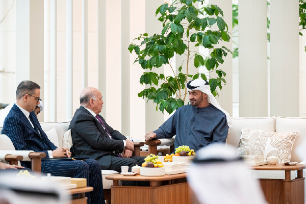 UAE President Meets Iraqi Foreign Minister