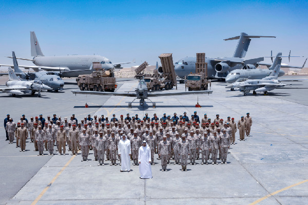 Hamdan bin Mohammed Visits Al Dhafra Air Base