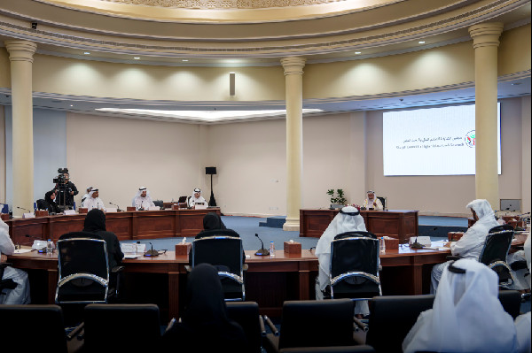 Sultan Al Qasimi Leads Sharjah Education Council Meeting