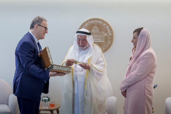 AUS and AUC Sign MoU in Sharjah