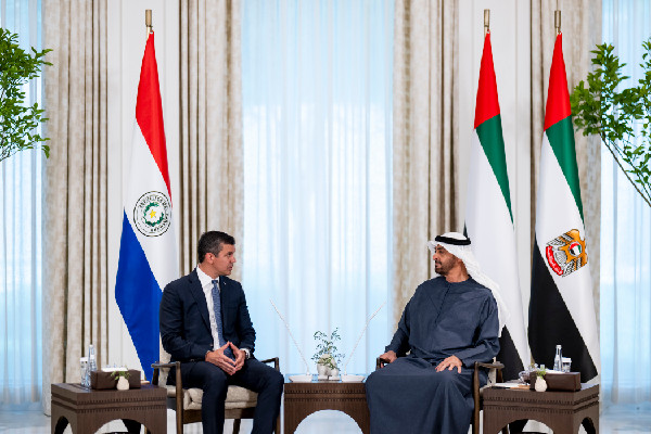 UAE and Paraguay Leaders Discuss Cooperation