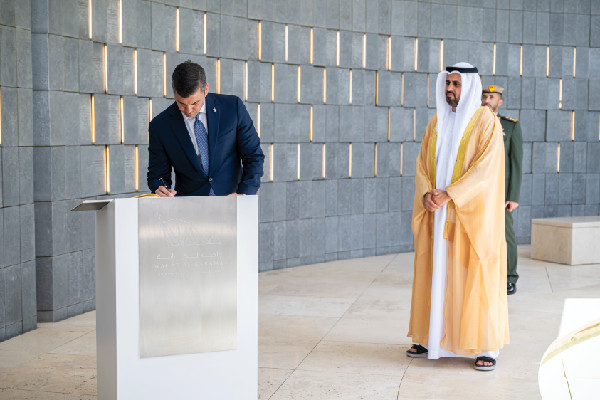 UAE and Paraguay Leaders Discuss Cooperation