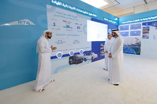 Hamdan bin Mohammed Reviews Road Projects Progress