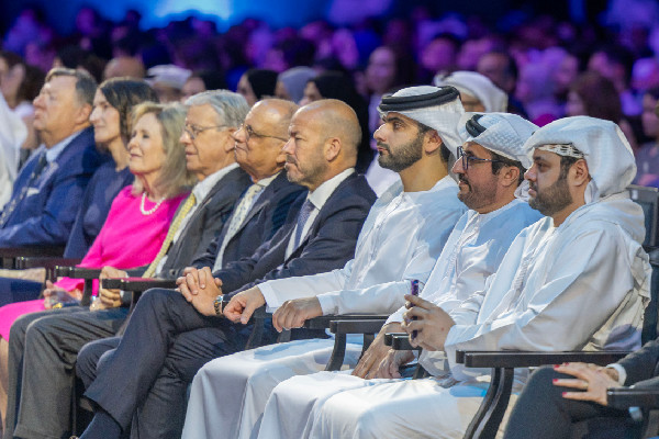 Mansour bin Mohammed Attends AUD Graduation