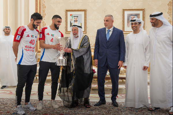 Sultan Al Qasimi Rewards Sharjah FC Champions