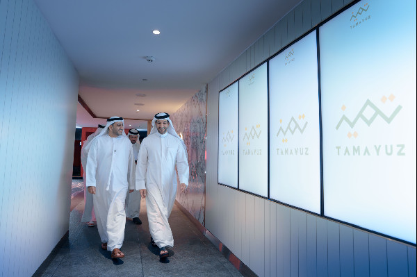 Sultan bin Ahmed's Session on Tamayuz Award