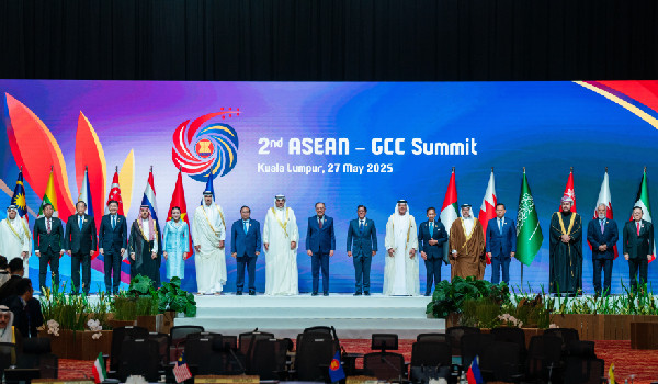 UAE Delegation at Gulf-ASEAN Summit in Malaysia
