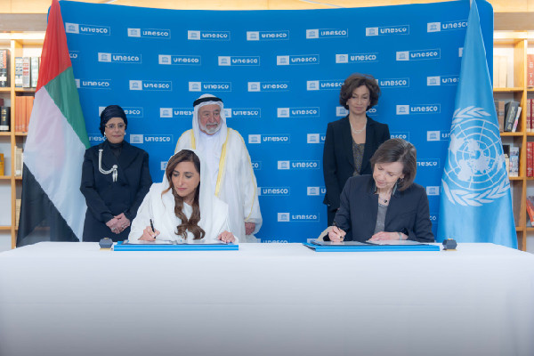 Sharjah Signs Agreement for UNESCO Archives Digitization