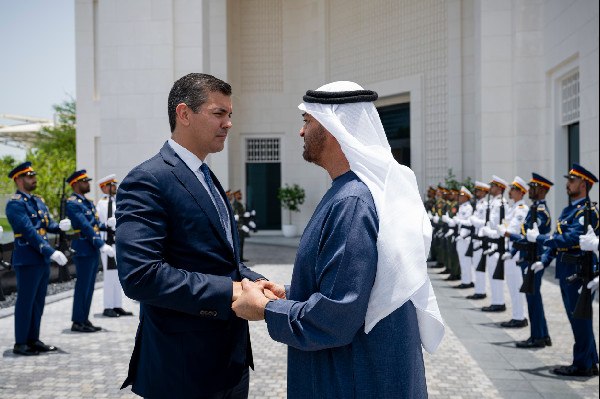 UAE and Paraguay Leaders Discuss Cooperation