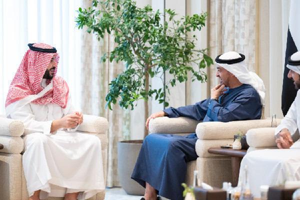 Sheikh Mohamed Meets Khalid bin Salman