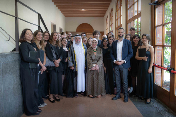 Sharjah Ruler Gifts Manuscript to University