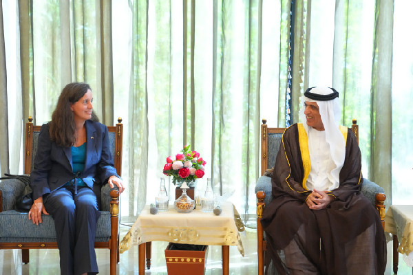 RAK Ruler Signs MoU with AHK