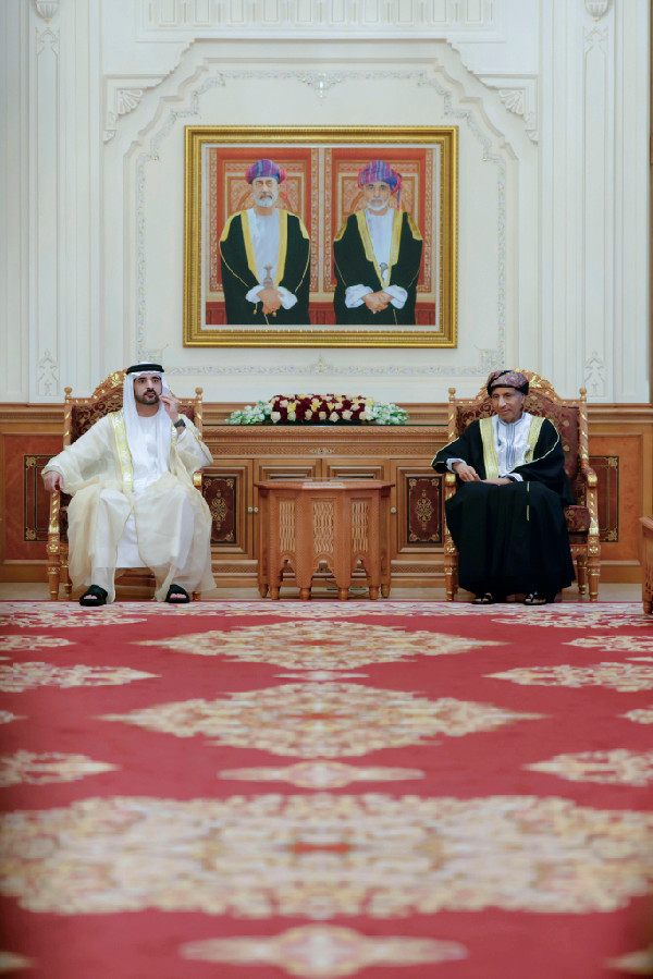Hamdan bin Mohammed Meets Oman's Deputy PM