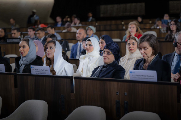 Sharjah Ruler Receives UNESCO Award