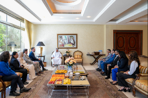 Saud bin Saqr Meets Canadian Consul-General