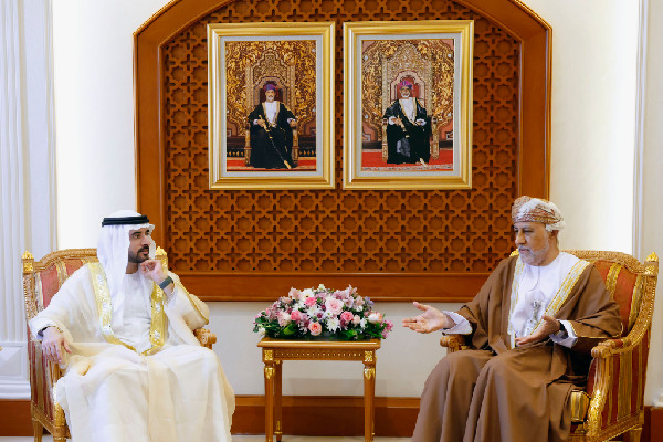 Hamdan bin Mohammed Meets Oman's Defence Leader