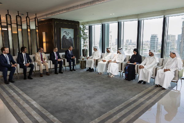 Maktoum bin Mohammed Meets Luxembourg Finance Minister