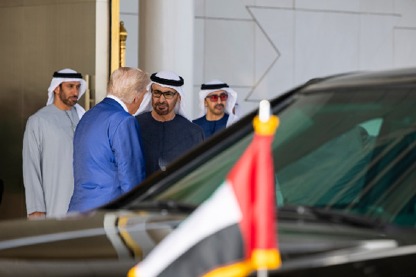 US President Trump Receives Warm Welcome in UAE