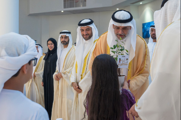 Sharjah Crown Prince Honours Volunteer Award Winners