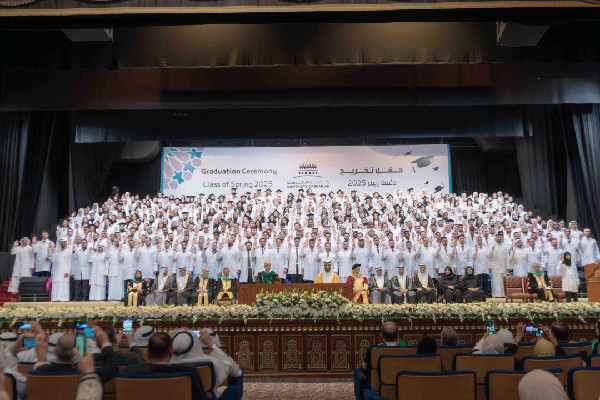 Sultan bin Ahmed Attends Medical Graduation Ceremony