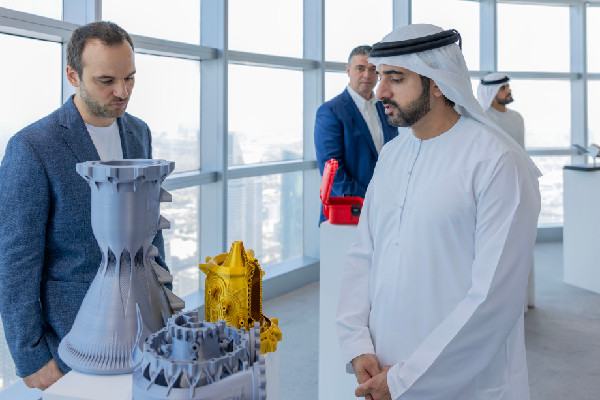 Hamdan bin Mohammed Meets UAE Space Leaders