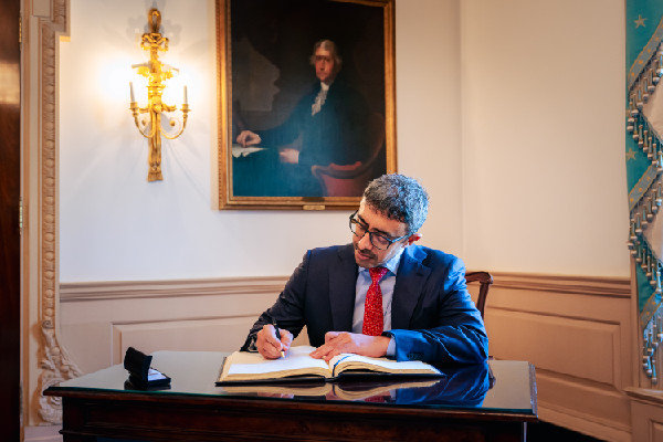 UAE and US Discuss Strategic Cooperation