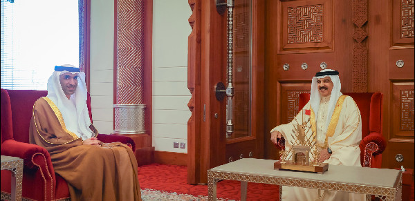 Bahrain Welcomes UAE Foreign Trade Minister