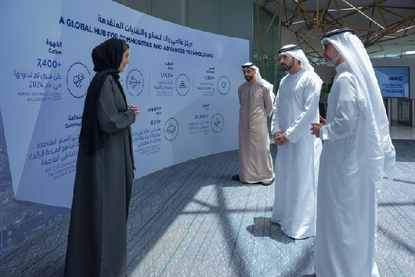 Sheikh Hamdan Visits DMCC Diamond Facility
