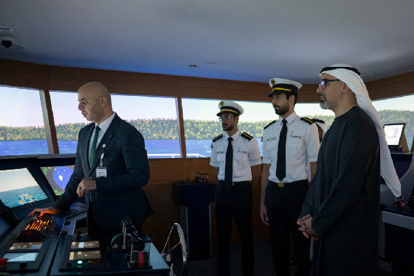 Khaled bin Mohamed Visits Abu Dhabi Maritime Academy