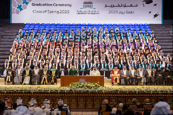 Sultan bin Ahmed Attends Sharjah Graduation