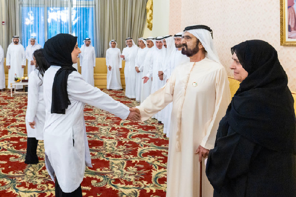 Sheikh Mohammed Meets MBRU Top Graduates