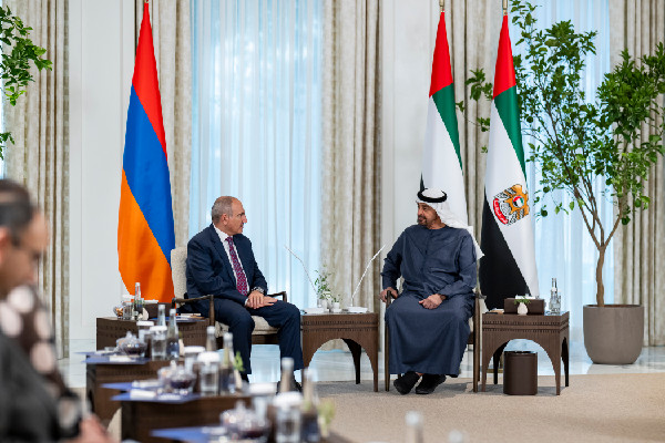 UAE and Armenia Discuss Enhanced Cooperation