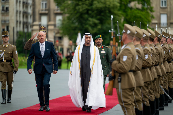 UAE President Receives Warm Welcome in Hungary