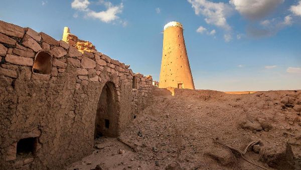 Badr Al Janoub: Tourism and Investment Hub Badr Al Janoub: Tourism and Investment Hub