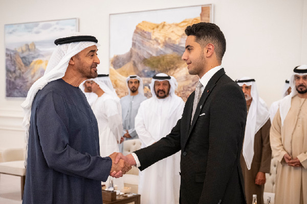 Sheikh Mohamed Celebrates Top Students in UAE Sheikh Mohamed Celebrates Top Students in UAE