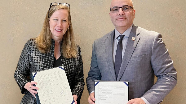 UAE and USA Sign Patent Cooperation Agreement UAE and USA Sign Patent Cooperation Agreement